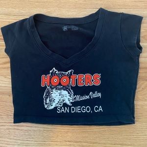 Hooters crop top